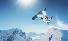 勇士观众热烈欢呼！，C罗迎来二十赛季出色发挥气势如虹延续