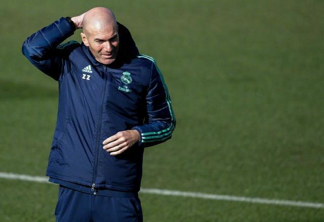 傲赴沙尔克球场